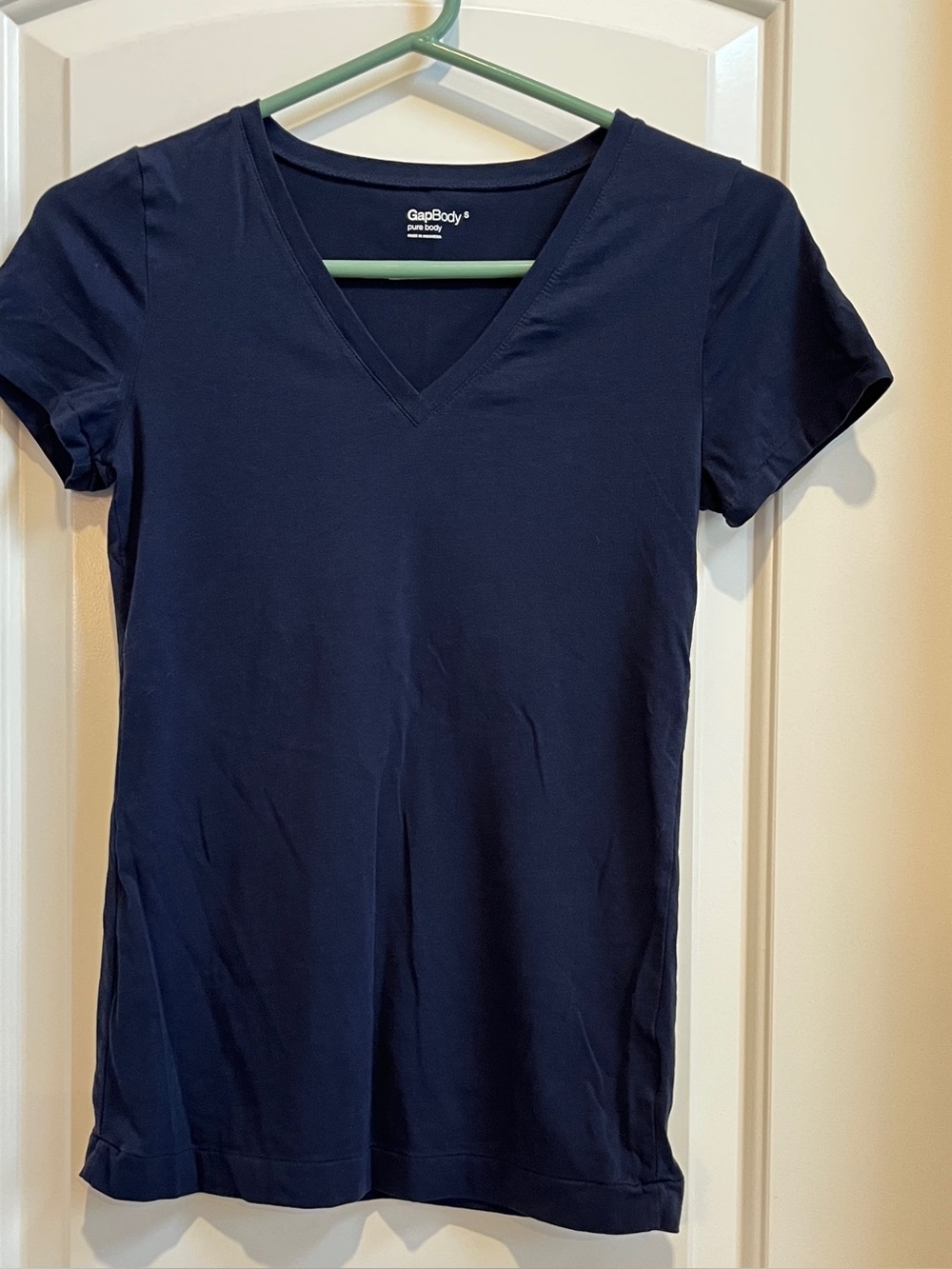 GapBody Pure Body Navy Blue Short Sleeve V-Neck T-Shirt Sz S